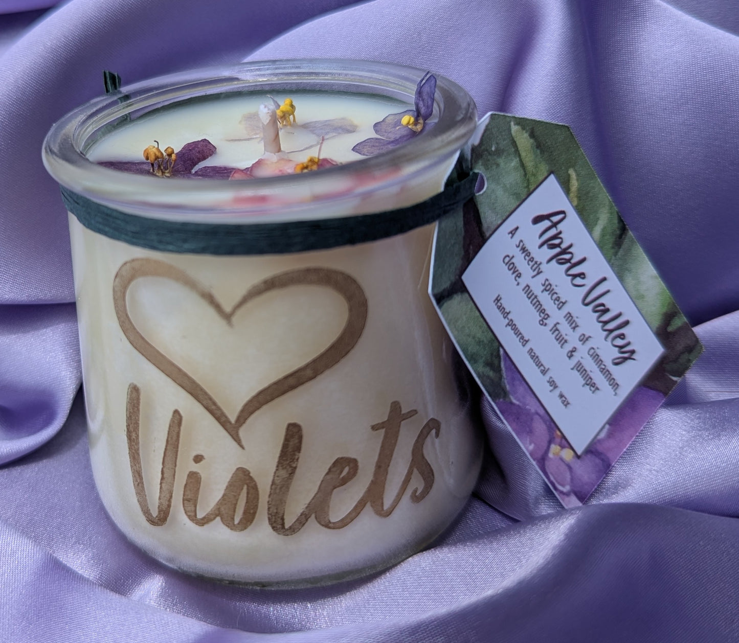 Apple Valley Love Violets Candle, 5oz